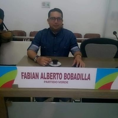 Concejal Fabian Bobadilla denuncia presuntas irregularidades en contrato que permitía mejorar la Vereda del Carmen