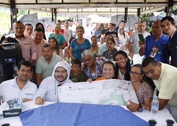 28 barrios legalizados logra el alcalde Felipe Harman con Casibarito y Villa Paulina