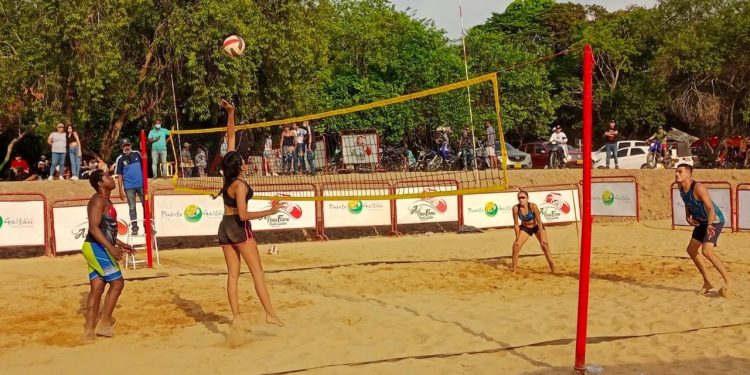 El Festival de aguinaldo Navideño en Puerto Gaitán