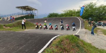 COVISÁN CELEBRA LA REAPERTURA DE SU PISTA DE BMX, AHORA MÁS SEGURA Y MÁS VELOZ