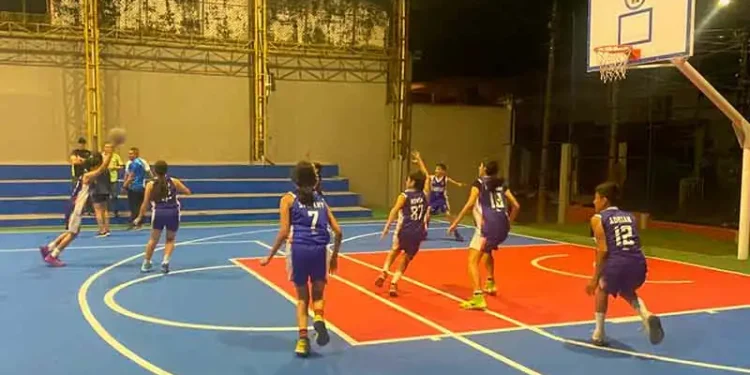 Comunidad del barrio Panorama estrena polideportivo completamente renovado